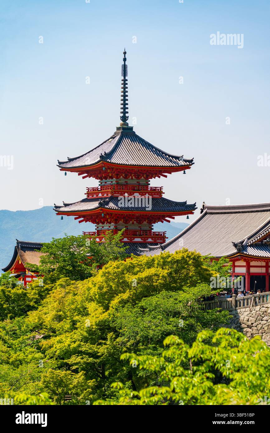 Pagode à trois étages (Sanju-no-to) de Kiyomizu-dera à Kyoto, Japon Banque D'Images