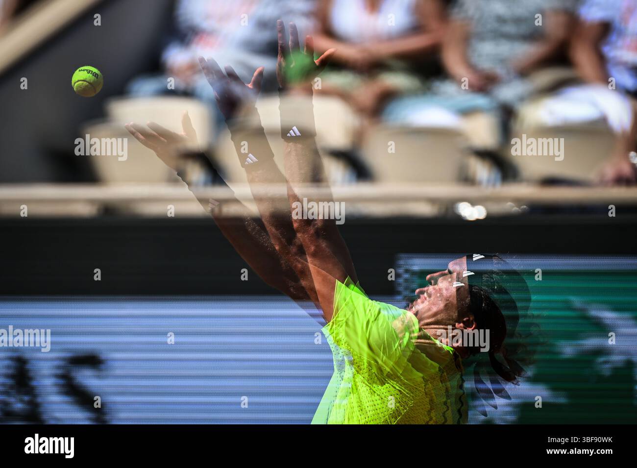 Paris, France, France. 31 mai 2025. Alexander ZVEREV d'Allemagne lors de la septième journée de Roland-Garros 2025, Open de France 2025, tournoi de tennis du Grand Chelem au stade Roland-Garros le 31 mai 2025 à Paris, France. (Crédit image : © Matthieu Mirville/ZUMA Press Wire) USAGE ÉDITORIAL SEULEMENT ! Non destiné à UN USAGE commercial ! Banque D'Images