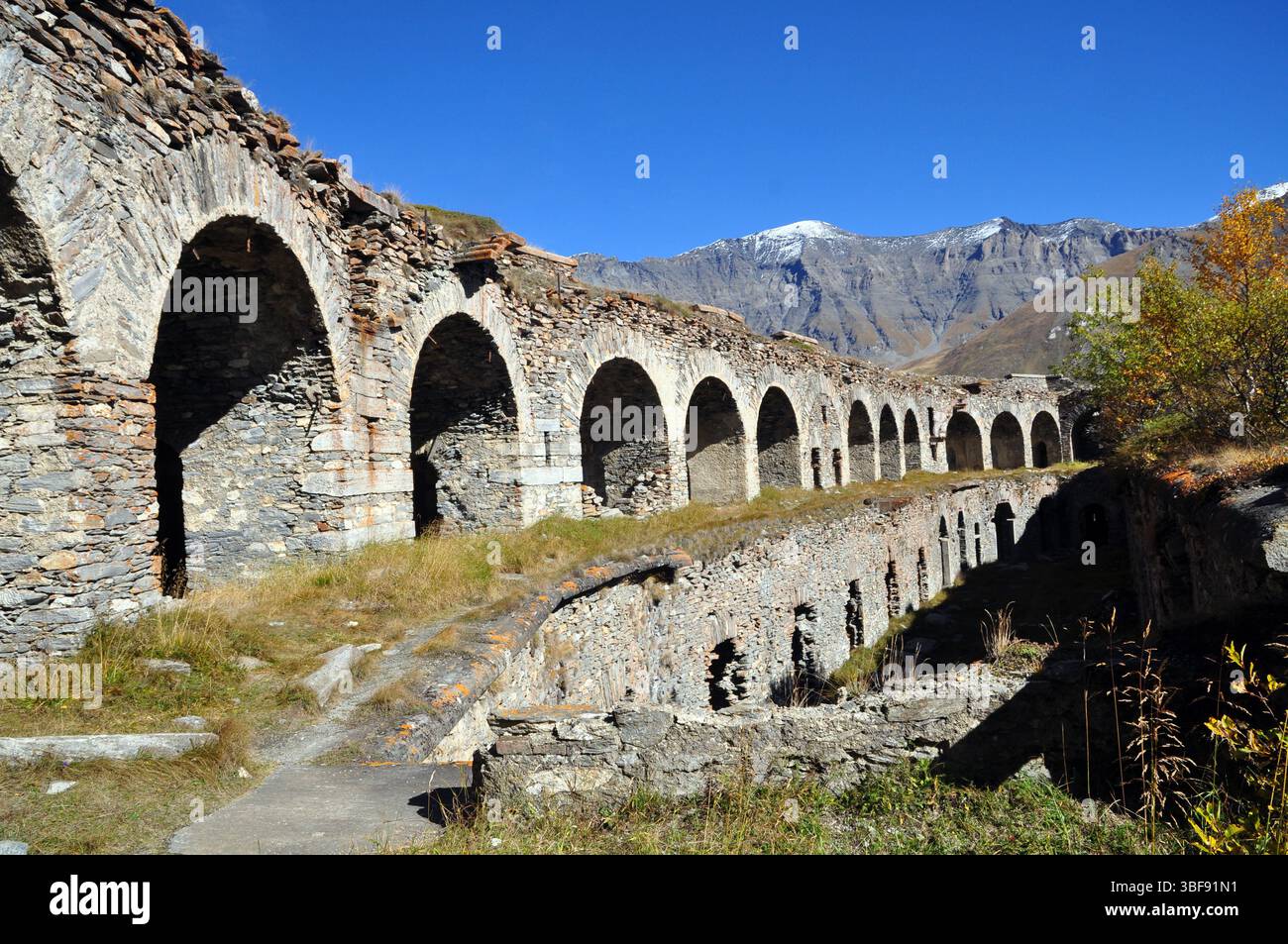 Fortifications des Alpes abandonnées fort de la Variselle en haute Maurienne Savoie Banque D'Images