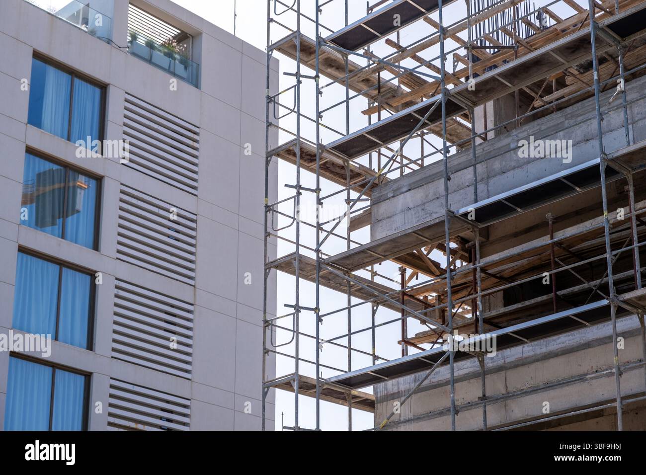 Chantier de construction, système d'échafaudage, projet de construction Banque D'Images