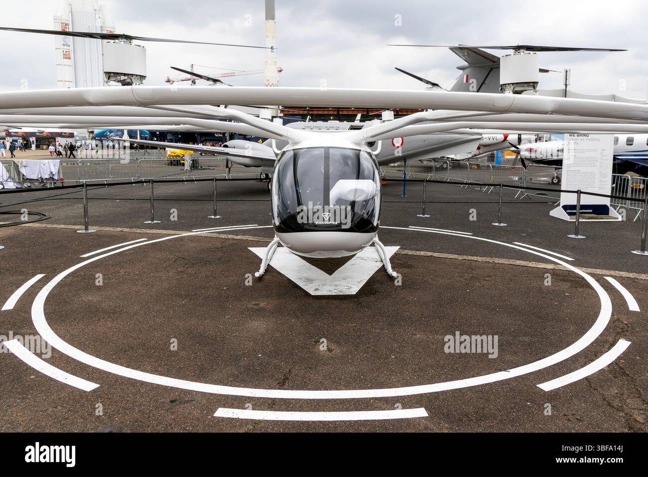 Volocopter VoloCity taxi aérien urbain autonome électrique au salon de Paris. Le Bourget, France - 22 juin 2023 Banque D'Images