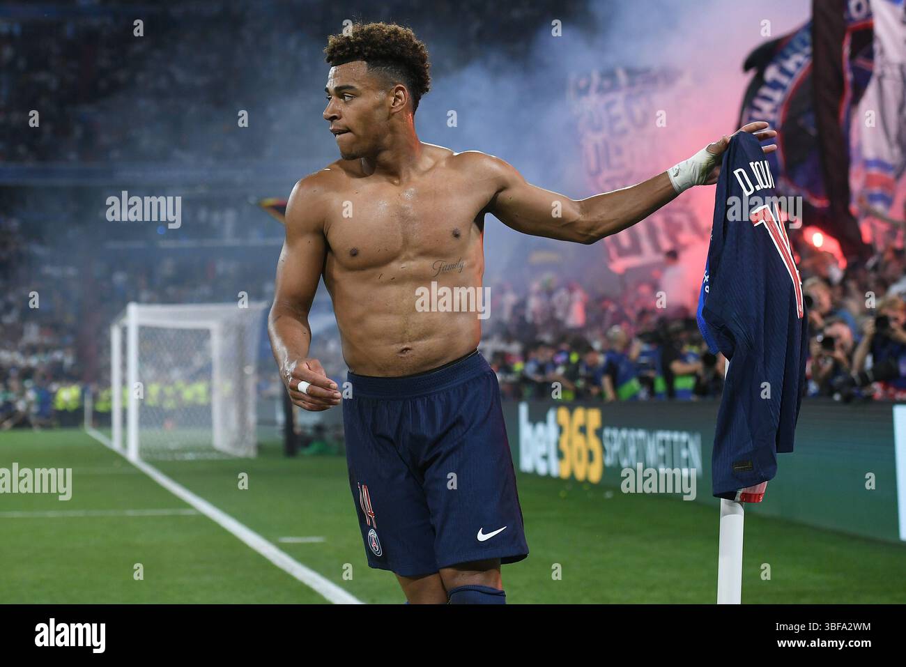 Finale de la Ligue des champions de Fussball Paris Saint-Germain - Inter Mailand AM 31.05.2025 in der Fussball Arena Muenchen in Muenchen Torjubel zum 3 :0 durch Desire Doue ( Paris ) Foto : Revierfoto crédit : ddp media GmbH/Alamy Live News Banque D'Images