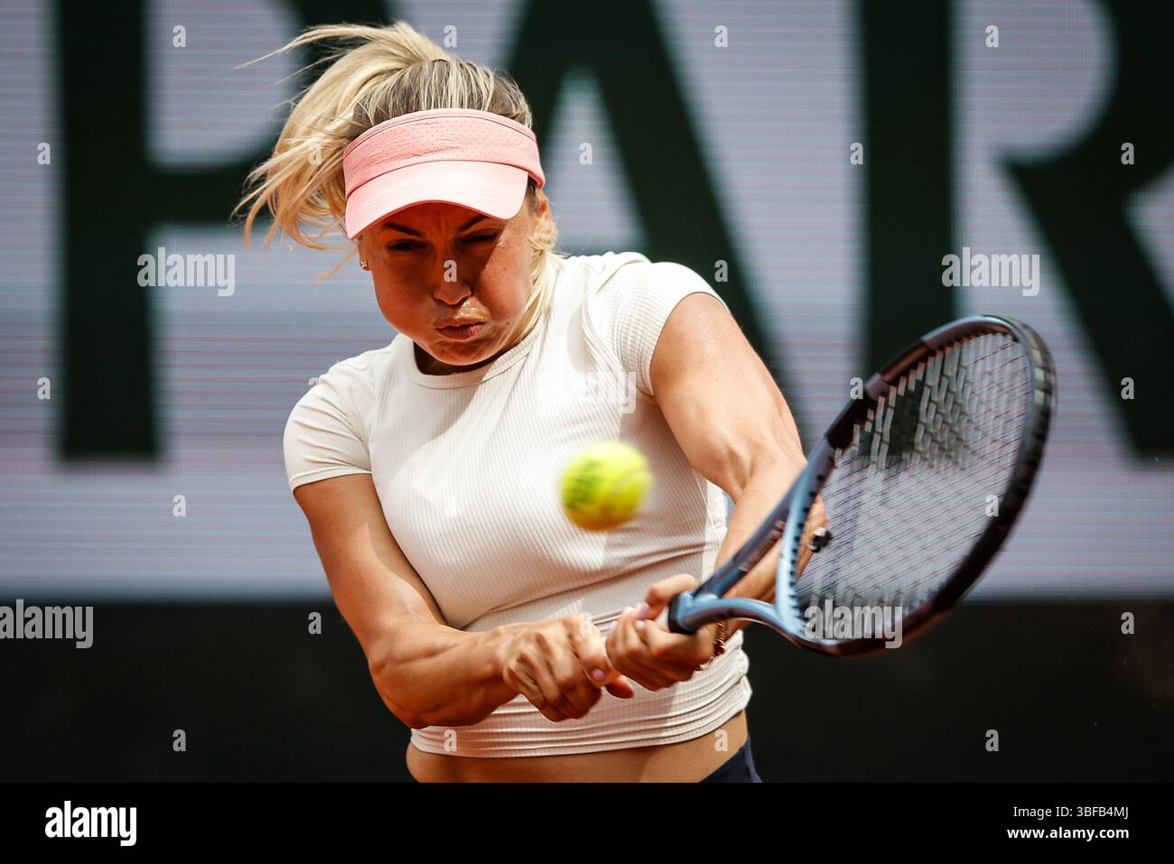Yulia PUTINTSEVA du Kazakhstan lors de la septième journée du Roland-Garros 2025, Open de France, Grand Chelem tournoi de tennis le 31 mai 2025 au stade Roland-Garros à Paris, France Banque D'Images