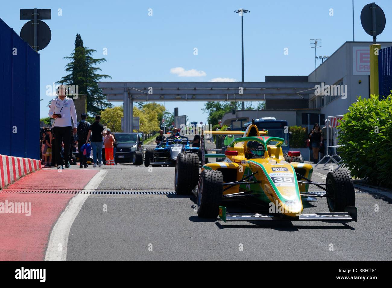 Vallelunga, Rome, Italie mai, 25, 2025, week-end de course ACI. Formule 4 voitures de course pendant la course - pilote numéro 35 - Arthur Lorimier - Viola Formula Banque D'Images
