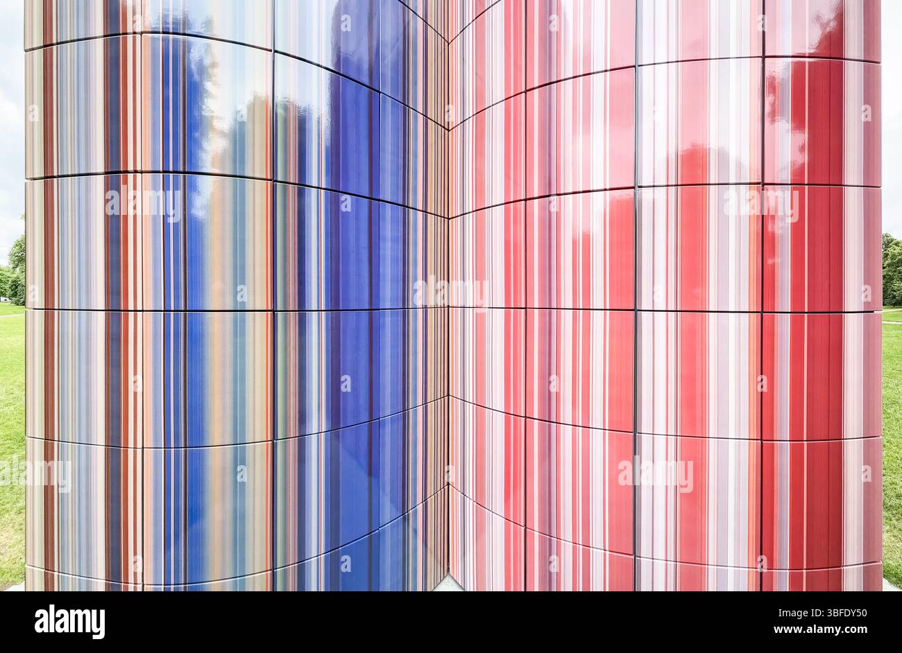 Strip-Tower de Gerhard Richter, Serpentine Gallery, Hyde Park, Londres - Image de stock capturée avec un smartphone