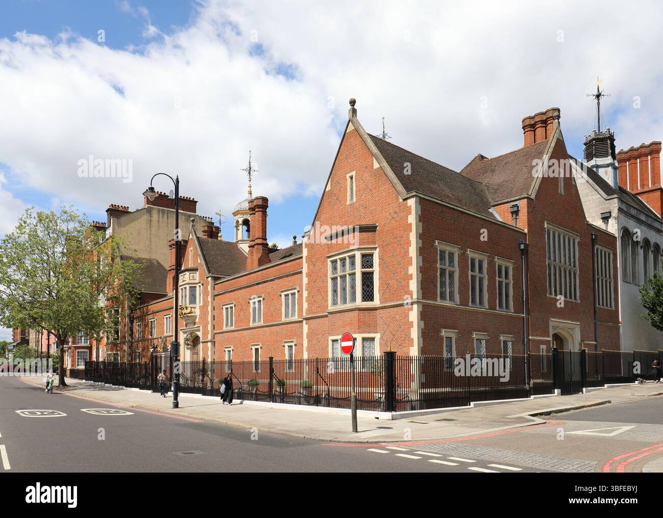 Crosby Moran Hall (anciennement Crosby Hall). Une salle médiévale déplacée de City à Chelsea Embankment en 1910. Maintenant étendu dans une maison privée. Banque D'Images