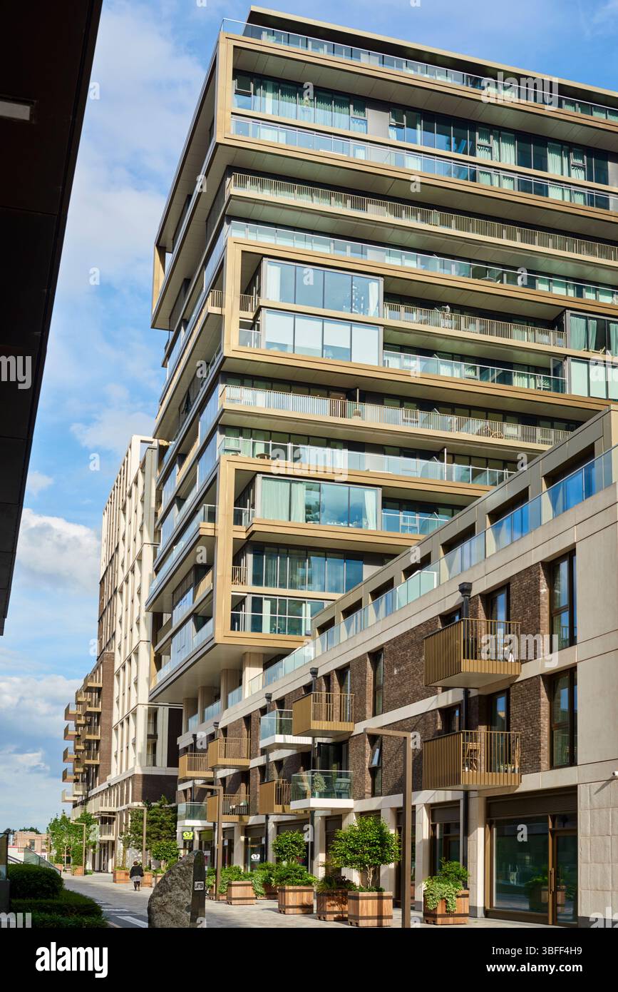 Le nouveau complexe d'appartements London Dock à Wapping, Londres Royaume-Uni Banque D'Images