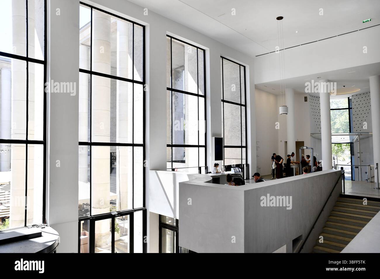 l'intérieur et l'exposition "Matisse et Marguerite : Le regard d'un père" au Musée d'Art Moderne de Paris. Banque D'Images