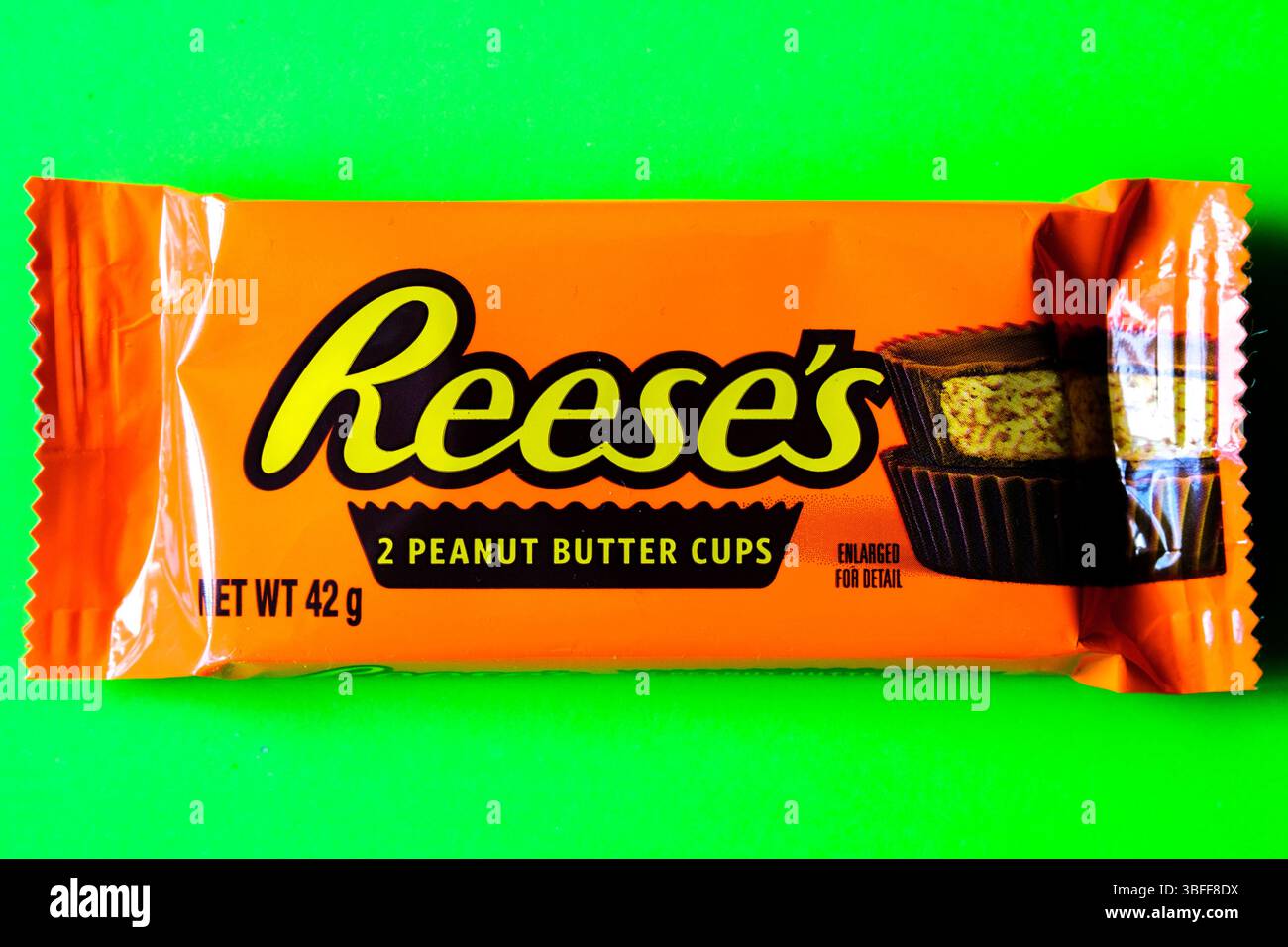 Londres Royaume-Uni, 01 juin 2025, Pack de Reeses Peanut Butter Cup Chocolate Rounds Banque D'Images