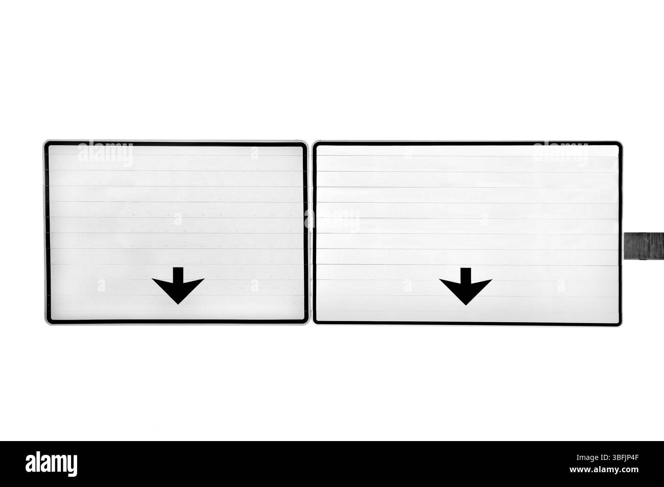 Panneau routier avec copyspace sur fond blanc Banque D'Images