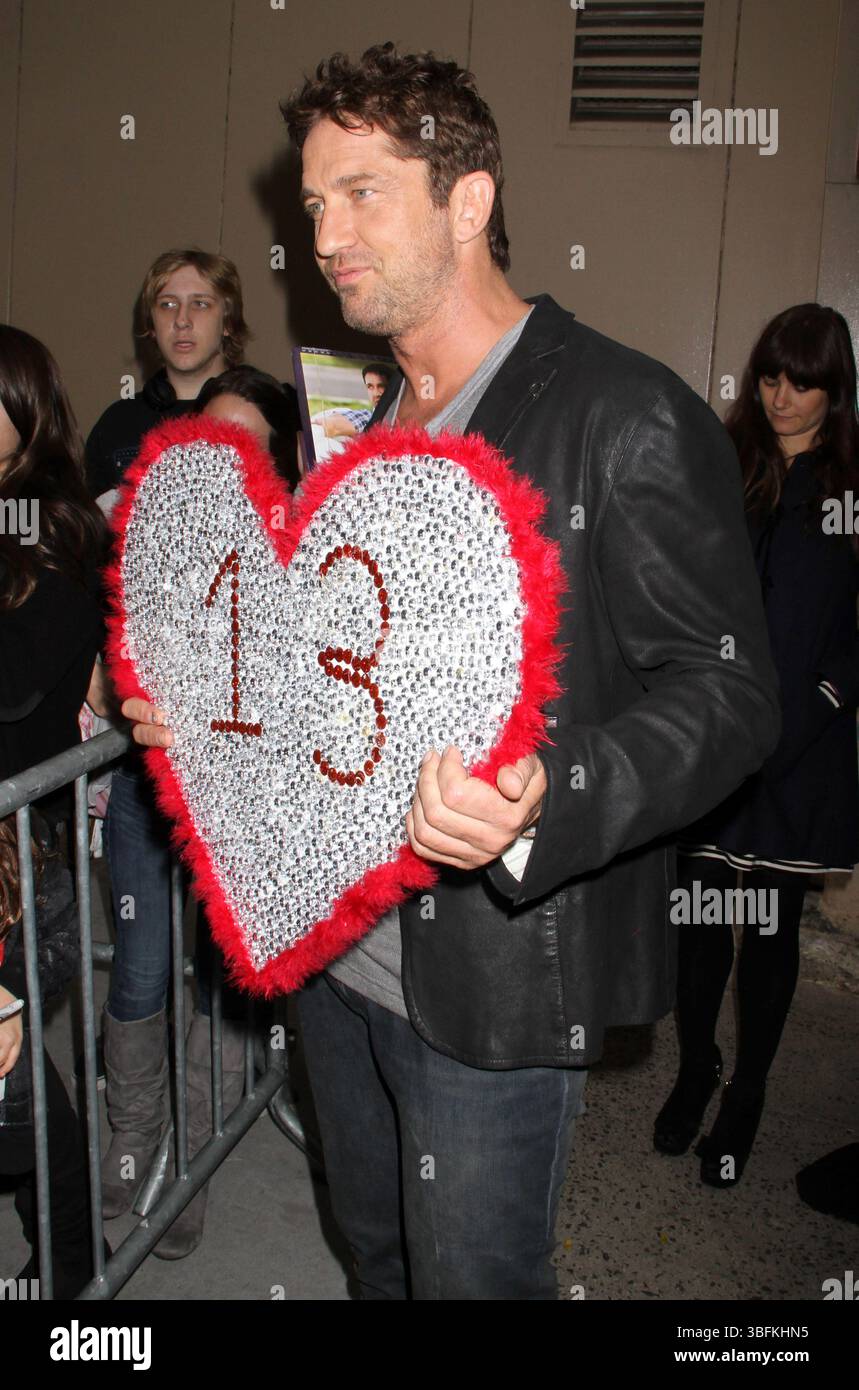 Gerard Butler chez LIVE ! Avec Kelly devant les studios ABC à New York - 23 octobre 2012 Banque D'Images