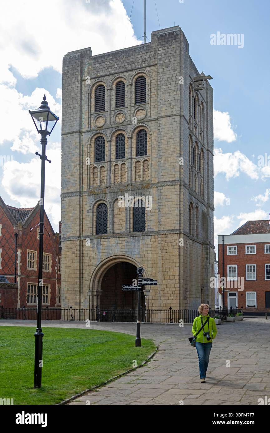 Norman Tower, également appelé Church Gate, Bury St Edmunds, West Suffolk, Angleterre, Grande-Bretagne Banque D'Images