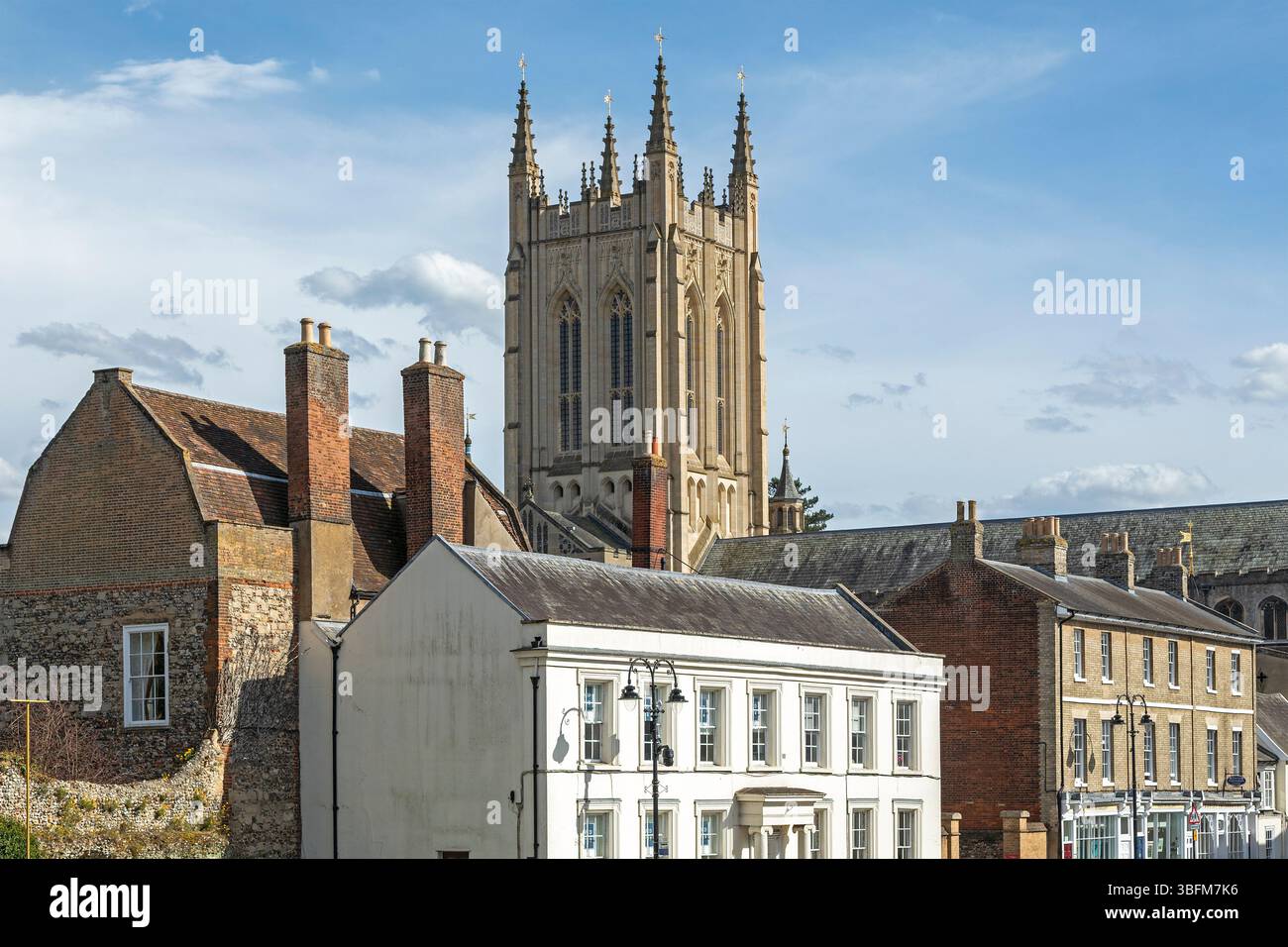 St Edmundsbury Cathedral, Houses, Bury St Edmunds, West Suffolk, Angleterre, grande-Bretagne Banque D'Images