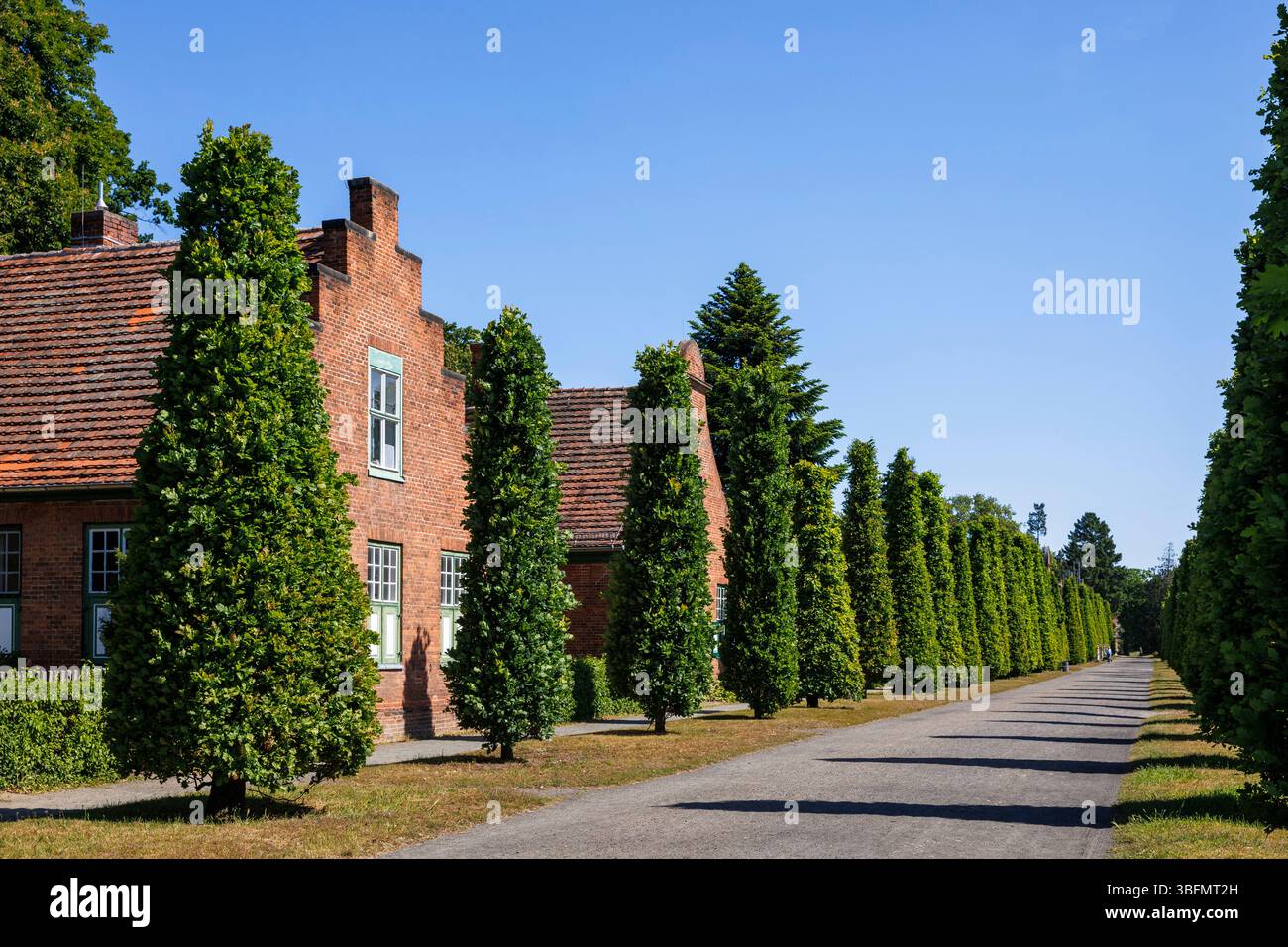 Maisons néerlandaises (Hollaendisches Etablissement) dans le parc du Nouveau jardin (allemand : Neuer Garten), Potsdam, Brandebourg, Allemagne. Haeuser des Hollaendischen E. Banque D'Images