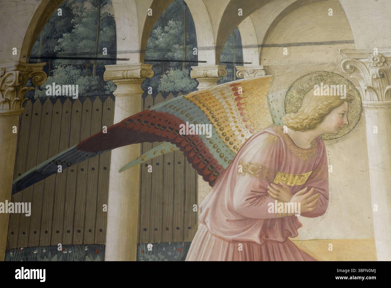 FRA Angelico, fresque de l'Annonciation dans le monastère San Marco, Florence, peinte en 1442-1443, montrant l'ange Gabriel et la Vierge Marie sous une arcade. Banque D'Images