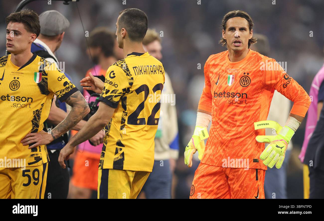 MUNICH, ALLEMAGNE - MAI 31 : Yann Sommer du FC Internazionale Milano a été déçu après la finale 2025 de l'UEFA Champions League entre le Paris Saint-Germain et le FC Internazionale Milano le 31 mai 2025 à Munich, Allemagne. © diebilderwelt / Alamy Stock Banque D'Images