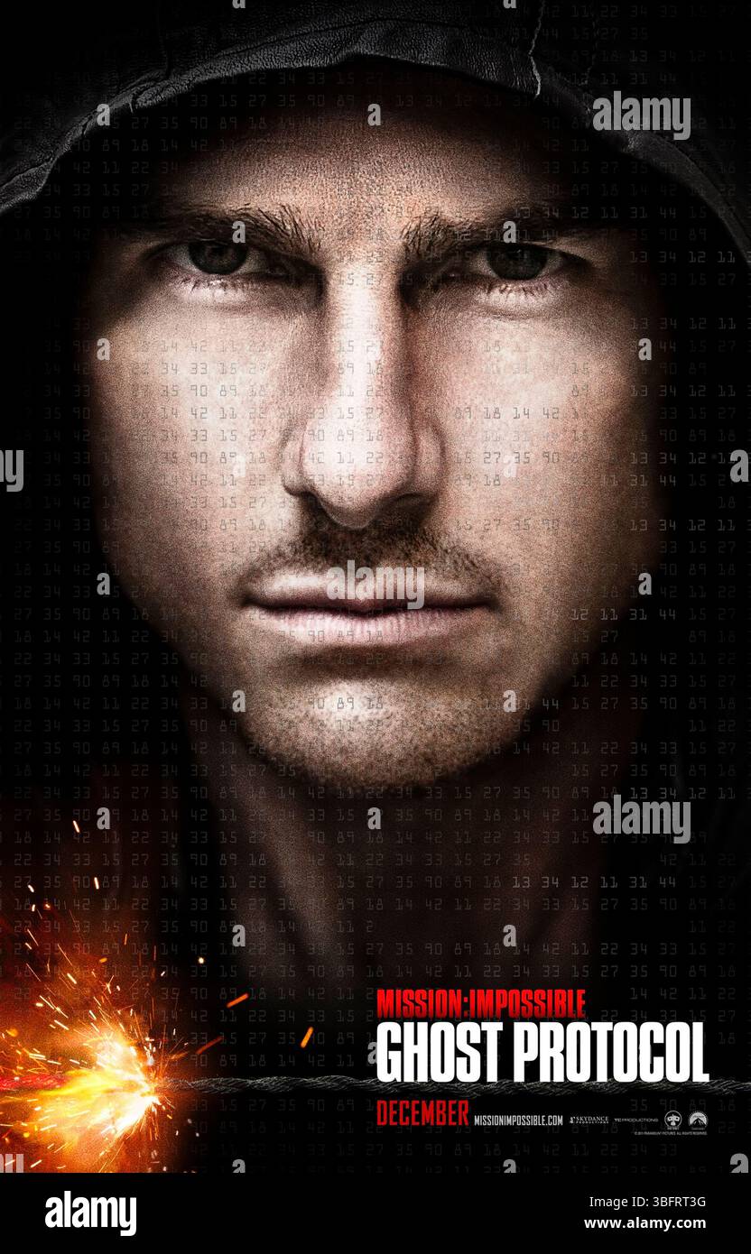 Mission : impossible – Protocole fantôme (2011) réalisé par Brad Bird et mettant en vedette Tom Cruise, Jeremy Renner et Simon Pegg. Le FMI est fermé lorsqu'il est impliqué dans le bombardement du Kremlin, ce qui a poussé Ethan Hunt et sa nouvelle équipe à se tourner vers l'escroc pour blanchir le nom de leur organisation. Affiche avancée AMÉRICAINE UNIQUEMENT POUR USAGE ÉDITORIAL. Crédit : BFA / Paramount Pictures Banque D'Images