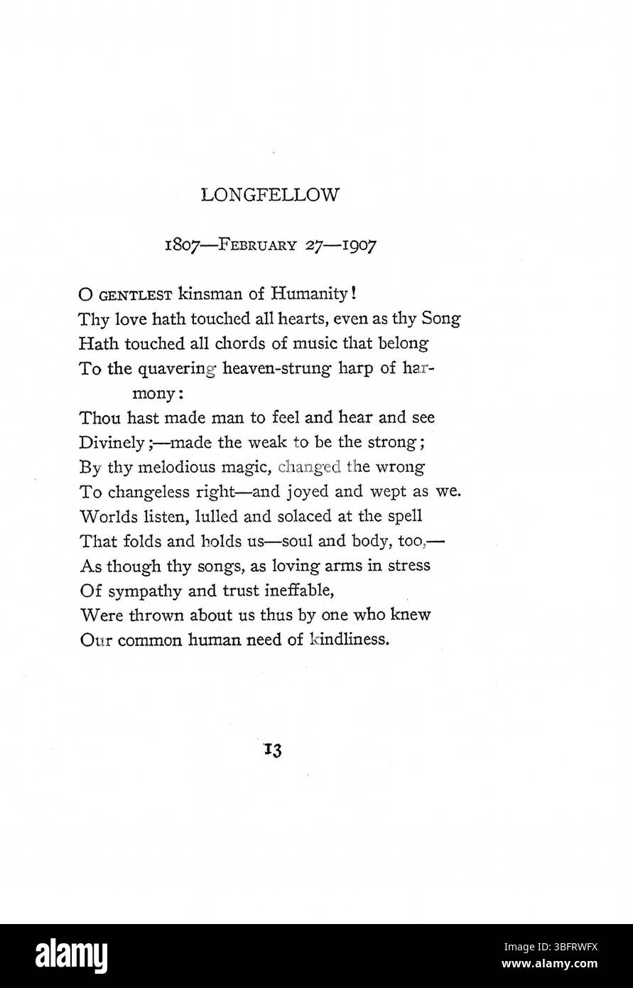 La photographie du matin de 1907 montre une scène rurale tranquille, éclairée par une lumière douce et précoce. L'image paisible capture le calme des premières heures et reflète la simplicité de la vie du début du XXe siècle dans les milieux ruraux ou suburbains. Banque D'Images