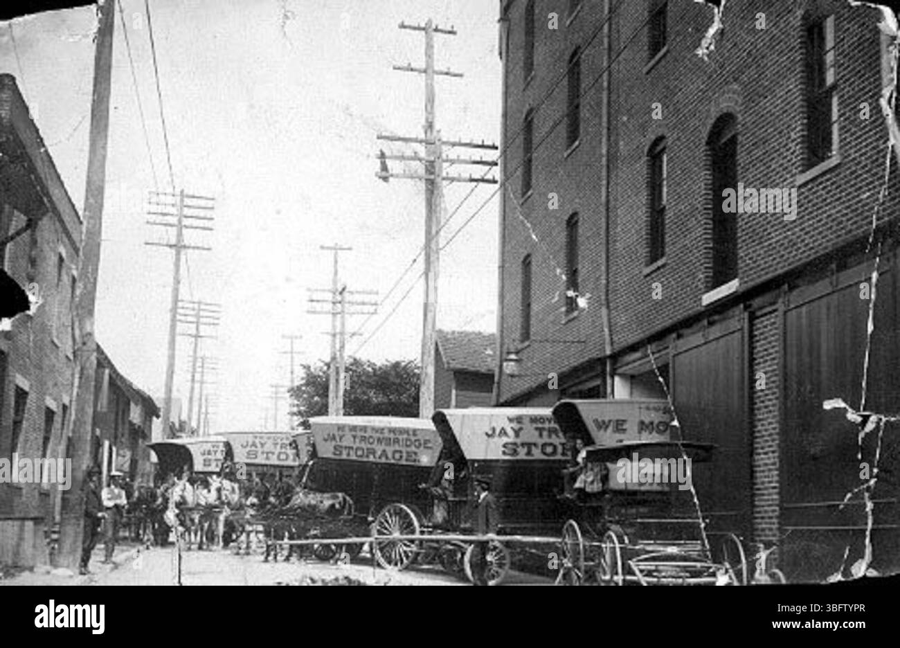 Gravure de la Fireproof Warehouse and Storage Company, fondée par W. P. Dolle en 1909, avec une construction en acier et en béton avec un système de gicleurs automatique. Banque D'Images