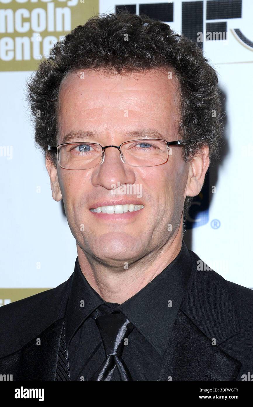 Yann Martel à la 50e soirée d'ouverture du New York film Festival Gala de la première de 'Life of Pi' au Alice Tully Hall, Lincoln Center à New York - 28 septembre 2012 Banque D'Images