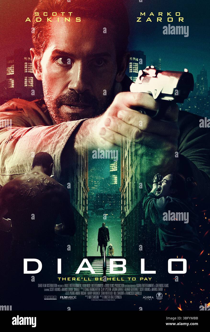 Diablo (2025) réalisé par Ernesto Díaz Espinoza avec Scott Adkins, Marko Zaror et Lucho Velasco. Kris Chaney, un ex-détenu récemment libéré, se lance dans une mission périlleuse quand il enlève Elisa, la fille d'un puissant gangster, les mettant en danger d'un tueur psychopathique cherchant à se venger. Affiche avancée AMÉRICAINE UNIQUEMENT POUR USAGE ÉDITORIAL. Crédit : BFA / XYZ Films12 Banque D'Images