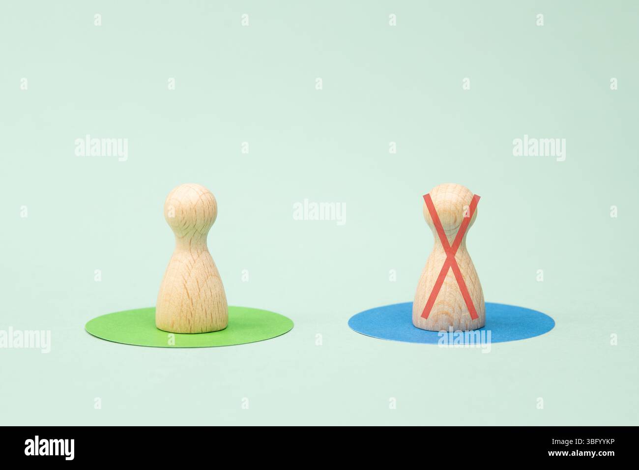 Personnes avec des opinions et des perspectives différentes, Annuler la culture, censure, confrontation politique et discussion, discrimination, médias sociaux et moi Banque D'Images