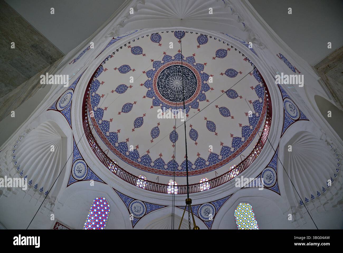 Située à Istanbul, en Turquie, la mosquée Hadim Ibrahim Pacha a été construite par Mimar Sinan au XVIe siècle. Banque D'Images