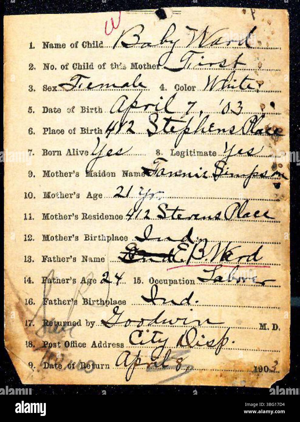 Les déclarations de naissance de 1882-1907 pour le comté de Marion, Indiana, déposées par les médecins et les sages-femmes auprès du ministère de la santé, documentent les naissances des enfants. Ces enregistrements sont classés par ordre alphabétique par nom de famille, bien que certains soient mal classés en raison d'une mauvaise écriture. Les certificats de naissance peuvent être demandés au Département de la santé. Banque D'Images