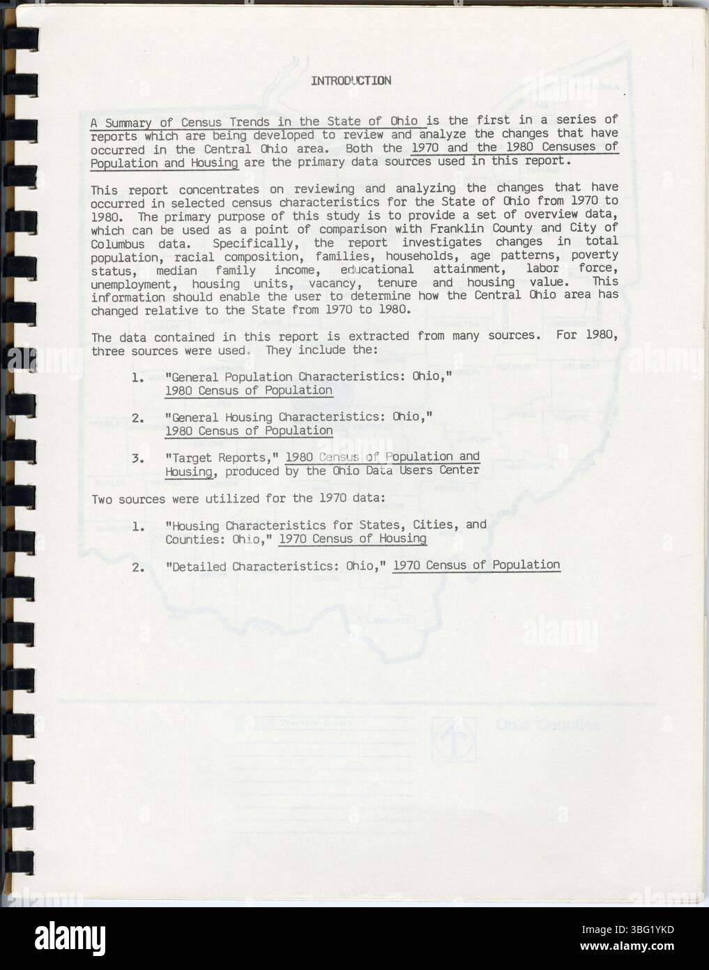 Cette section du rapport du recensement de l'Ohio de 1984 examine les changements dans la population totale, la composition raciale, le niveau de scolarité et le revenu familial entre les données du recensement de 1970 et de 1980. Banque D'Images
