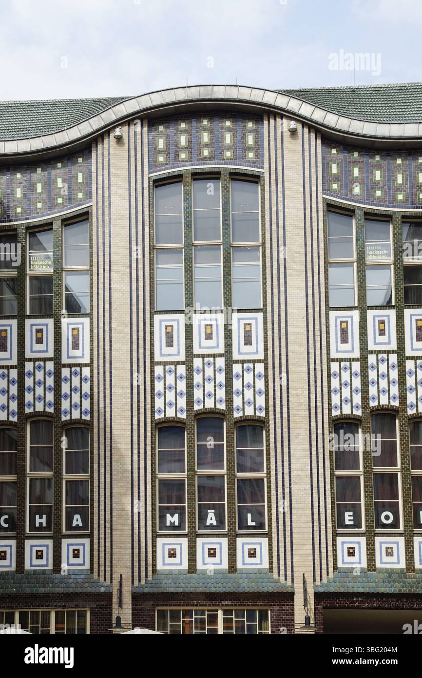 Façade dans le Hackesche Hoefe à Berlin, Allemagne, Europe Banque D'Images