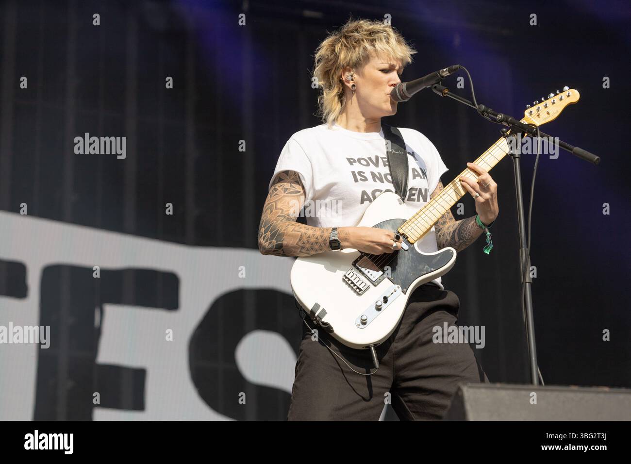 Les Meffs jouent en direct au festival Bearded Theory, Catton Hall, Derbyshire, mai 2025 Banque D'Images