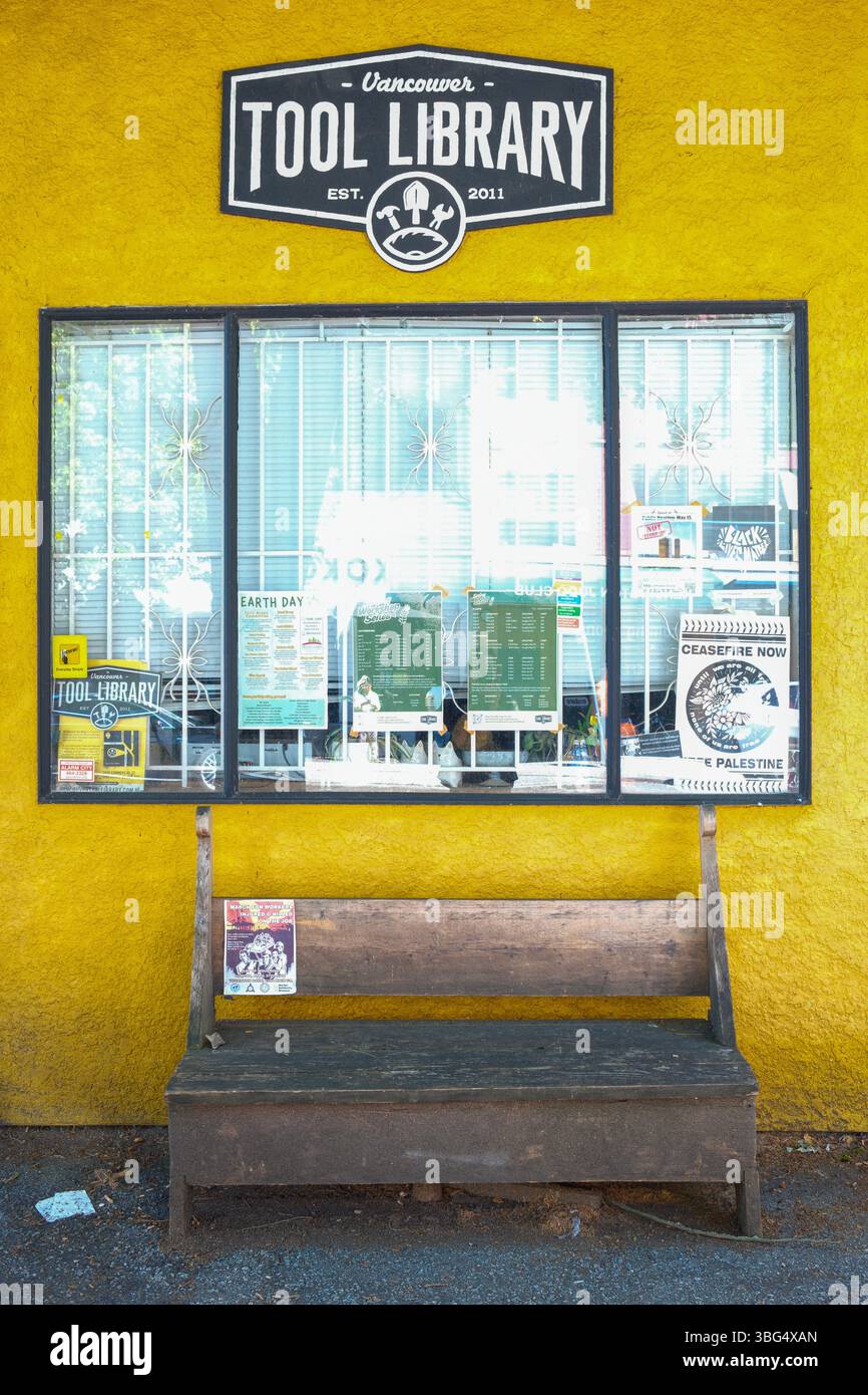 Devanture de la Vancouver Tool Library le long de commercial Street, East Vancouver, BC. Banque D'Images