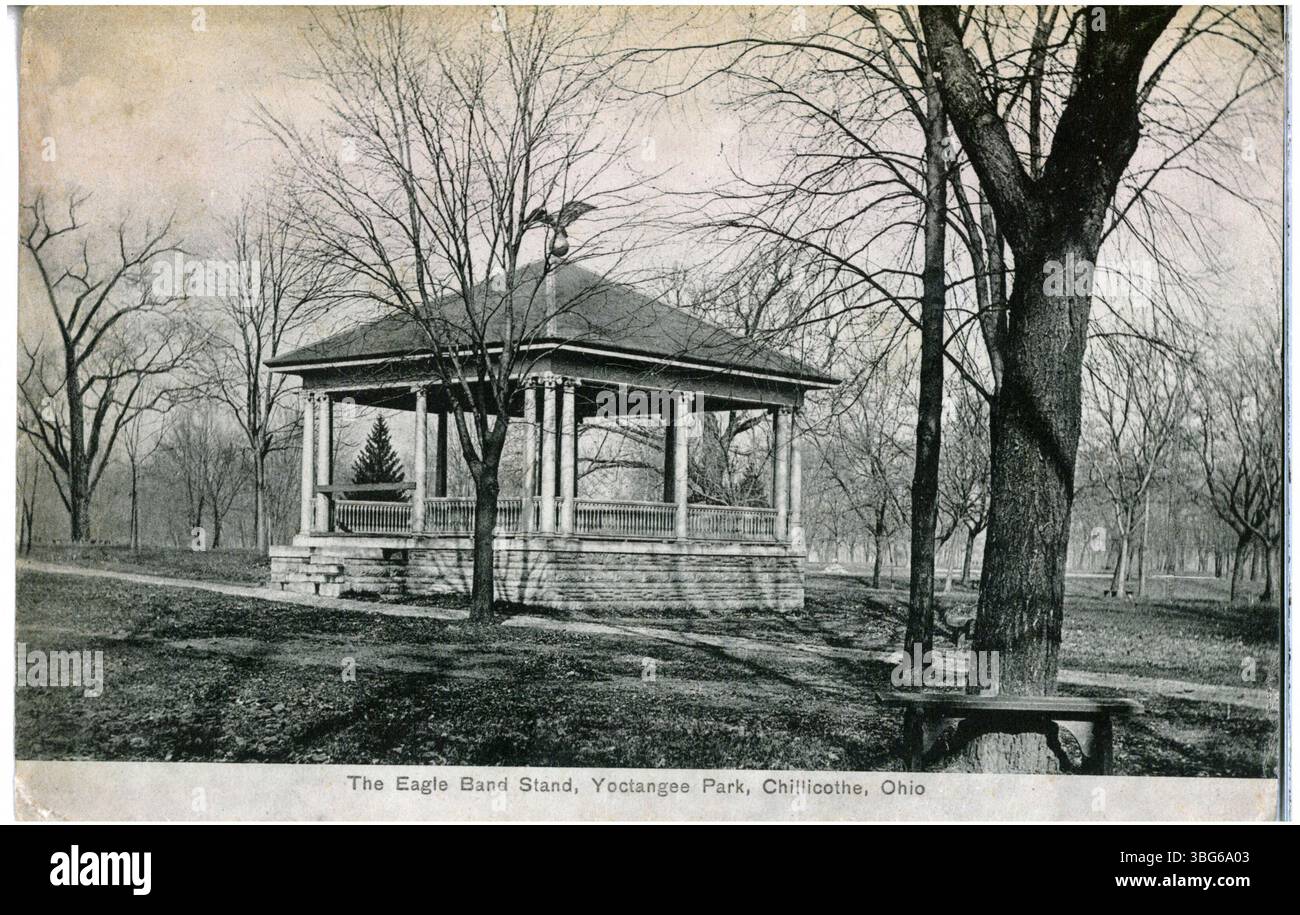1908 vue du stand Eagle Band situé à Yoctangee Park, Chillicothe, Ohio. Banque D'Images