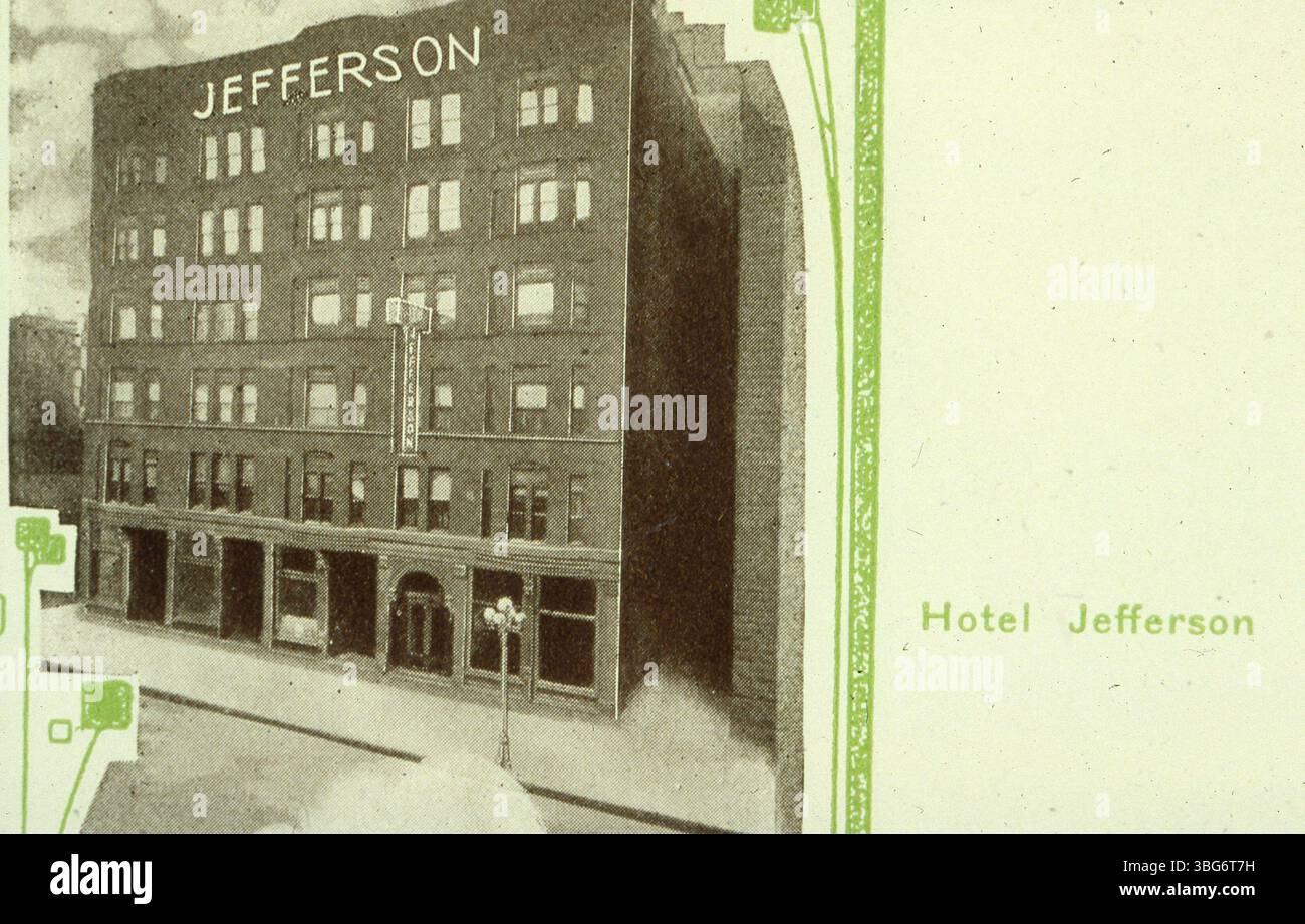 Le Jefferson Hotel, ouvert en 1890, a été un point de repère important à Columbus, Ohio, jusqu'à sa fermeture en mai 1975. Cette image reflète le rôle historique de l'hôtel en tant qu'établissement clé de l'industrie hôtelière de la ville. Banque D'Images
