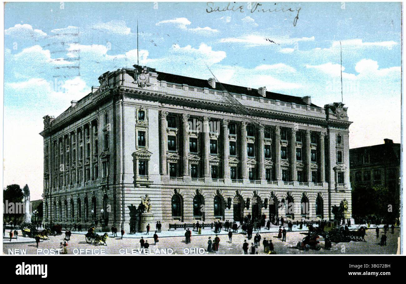 Cette image de 1910 montre le bâtiment nouvellement construit du bureau de poste américain à Cleveland, Ohio. Le bâtiment marque un développement significatif dans le paysage architectural de la ville. Banque D'Images