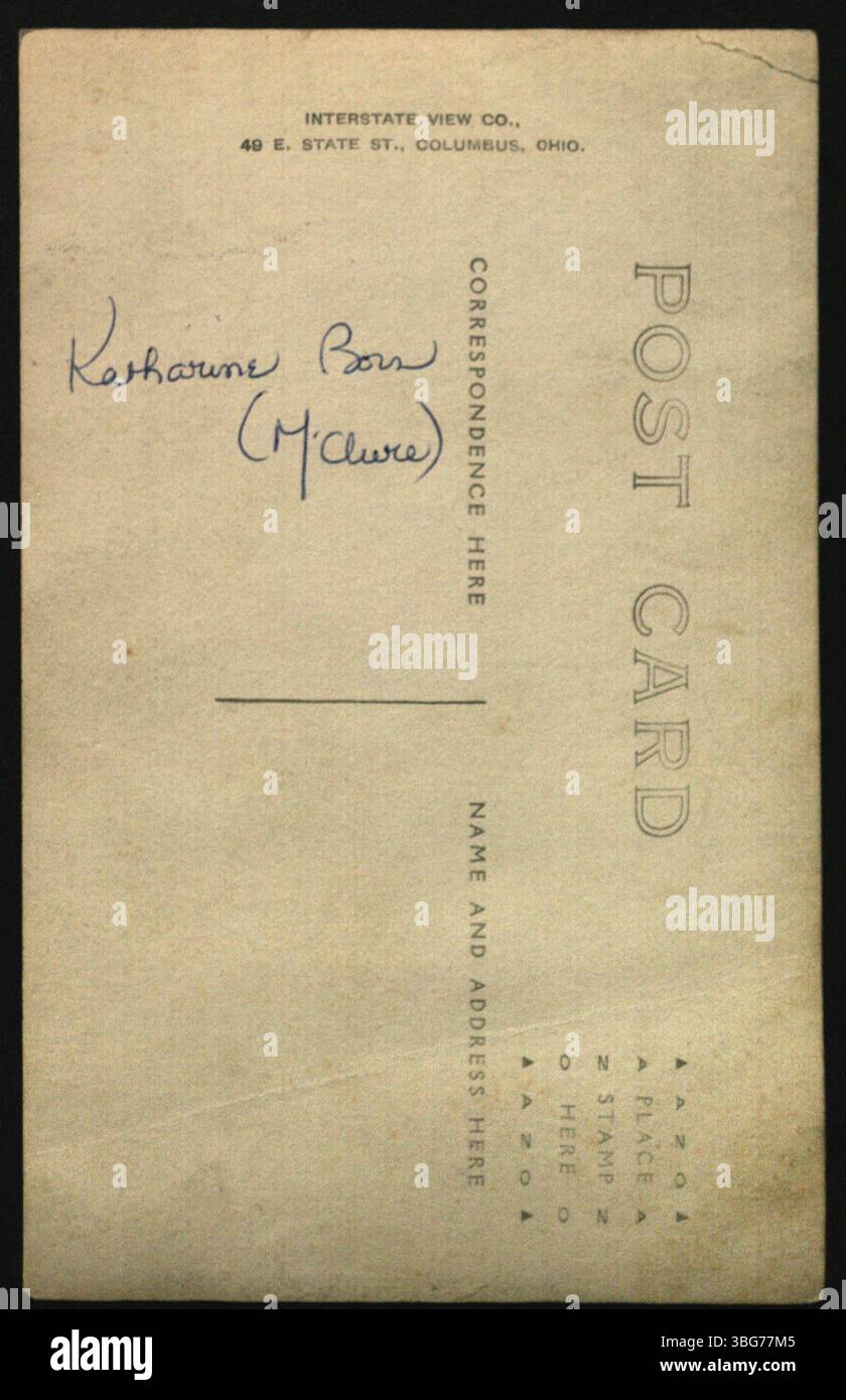 Cette photographie extraite de l'album de la famille Born montre Katharine Born McClure, qui fait partie d'une famille éminente du village allemand de Columbus, Ohio, connue pour son entreprise de brasserie. Banque D'Images