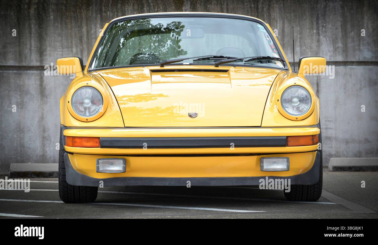 Porsche 911 SC à un salon automobile Banque D'Images