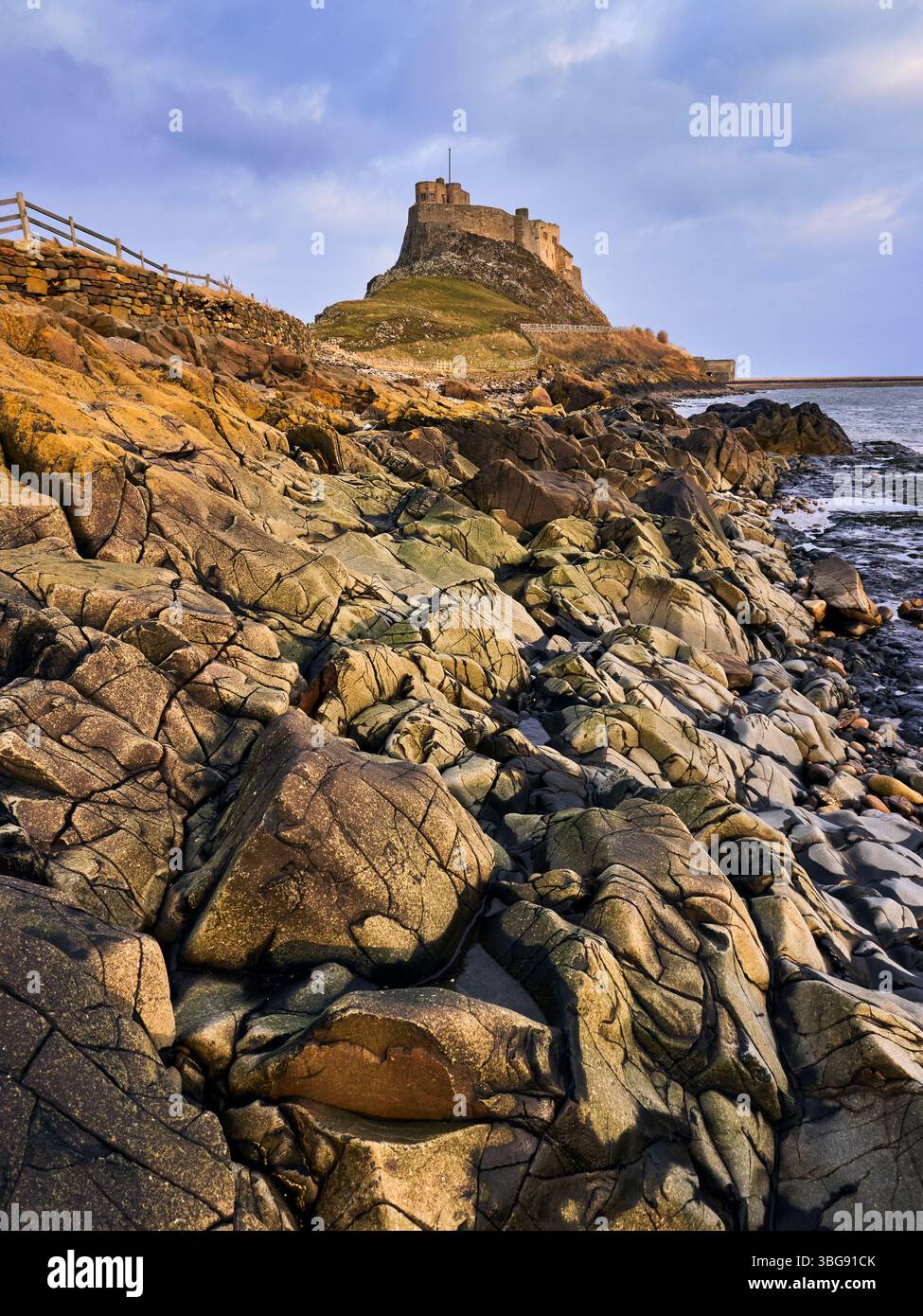Angleterre, Northumberland, Lindisfarne / Holy Island. Château de Lindisfarne (National Trust) situé sur Holy Island, qui fait partie du Northumberland Heritage Banque D'Images
