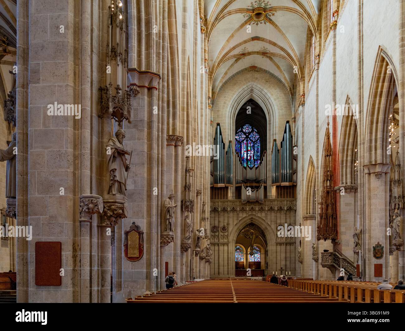 Paysage à l'intérieur de la Ulm Minster à Ulm, une ville dans un état nommé Bade-Wuerttemberg dans le sud-ouest de l'Allemagne Banque D'Images