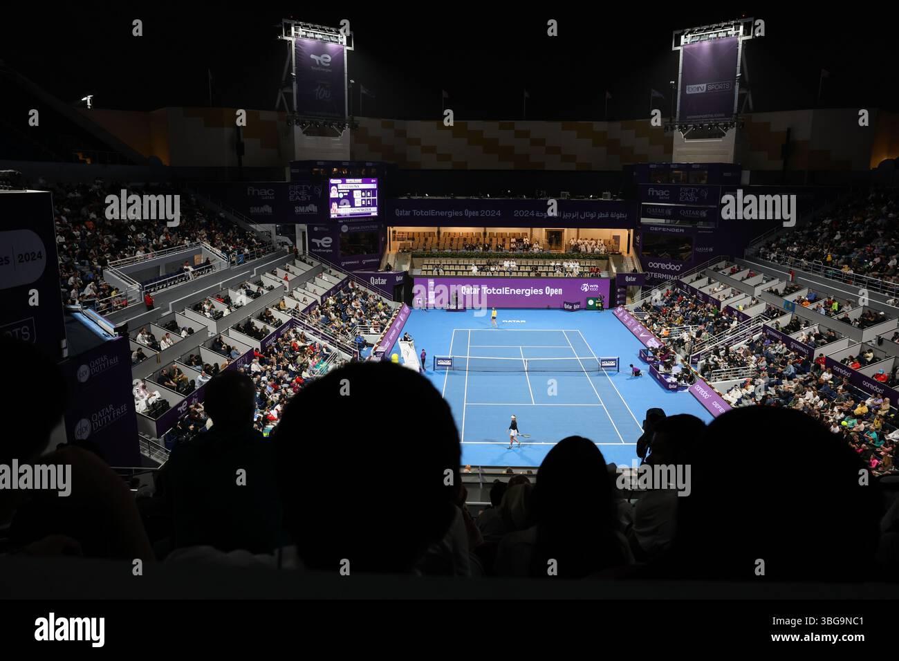 Stade principal et zone du court central pendant l'OUVERTURE QATAR TOTALENERGIES Banque D'Images