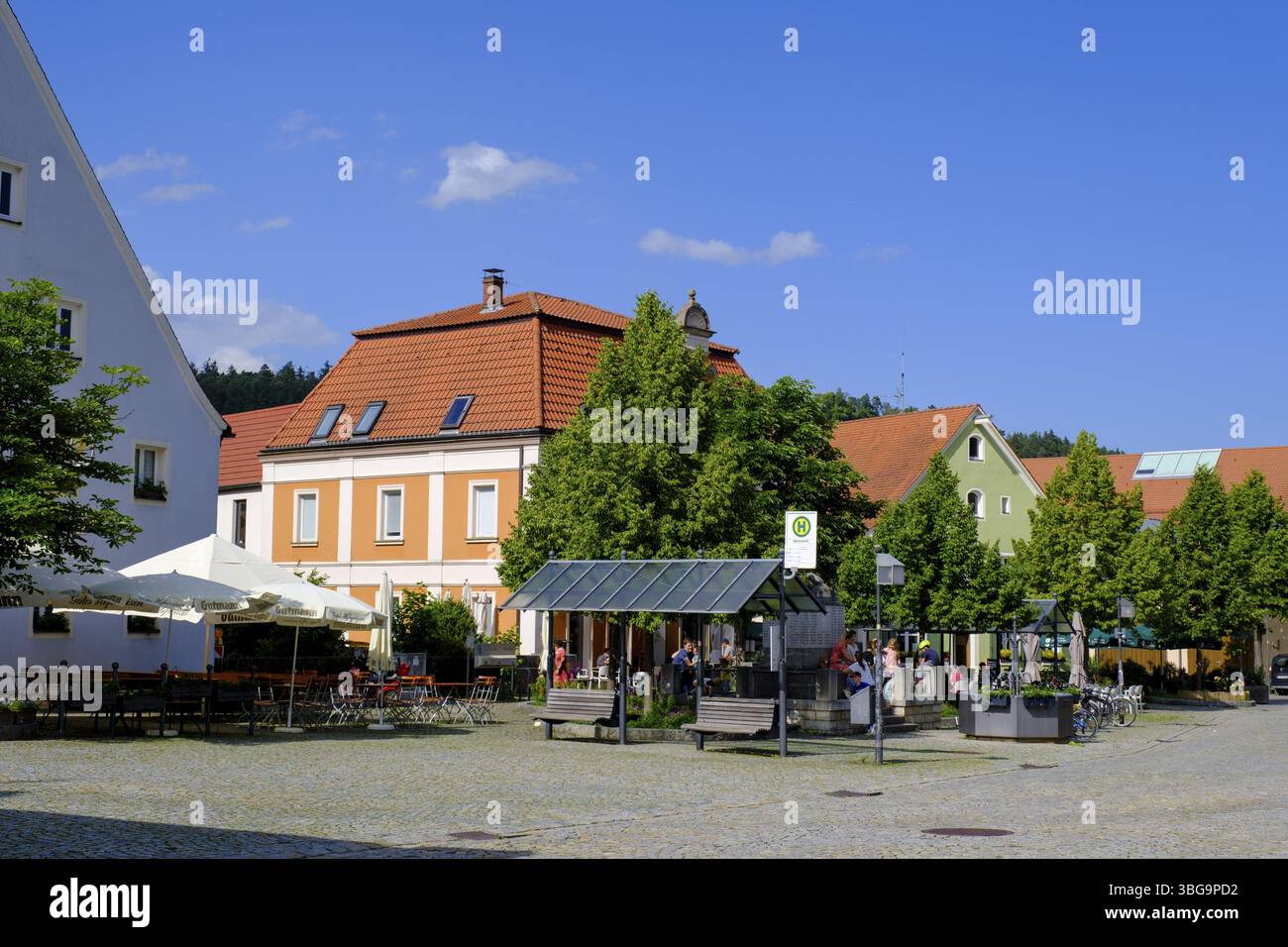 Place du marché, Thalmaessing, parc naturel Altmuehltal, moyenne Franconie, Franconie, Bavière, Allemagne, Europe Banque D'Images