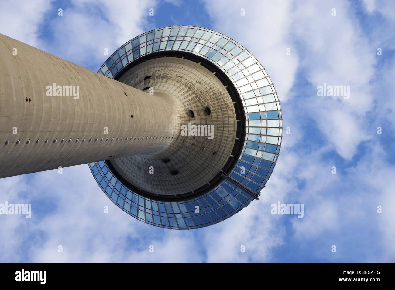 Tour du Rhin à Duesseldorf, Allemagne, Europe Banque D'Images