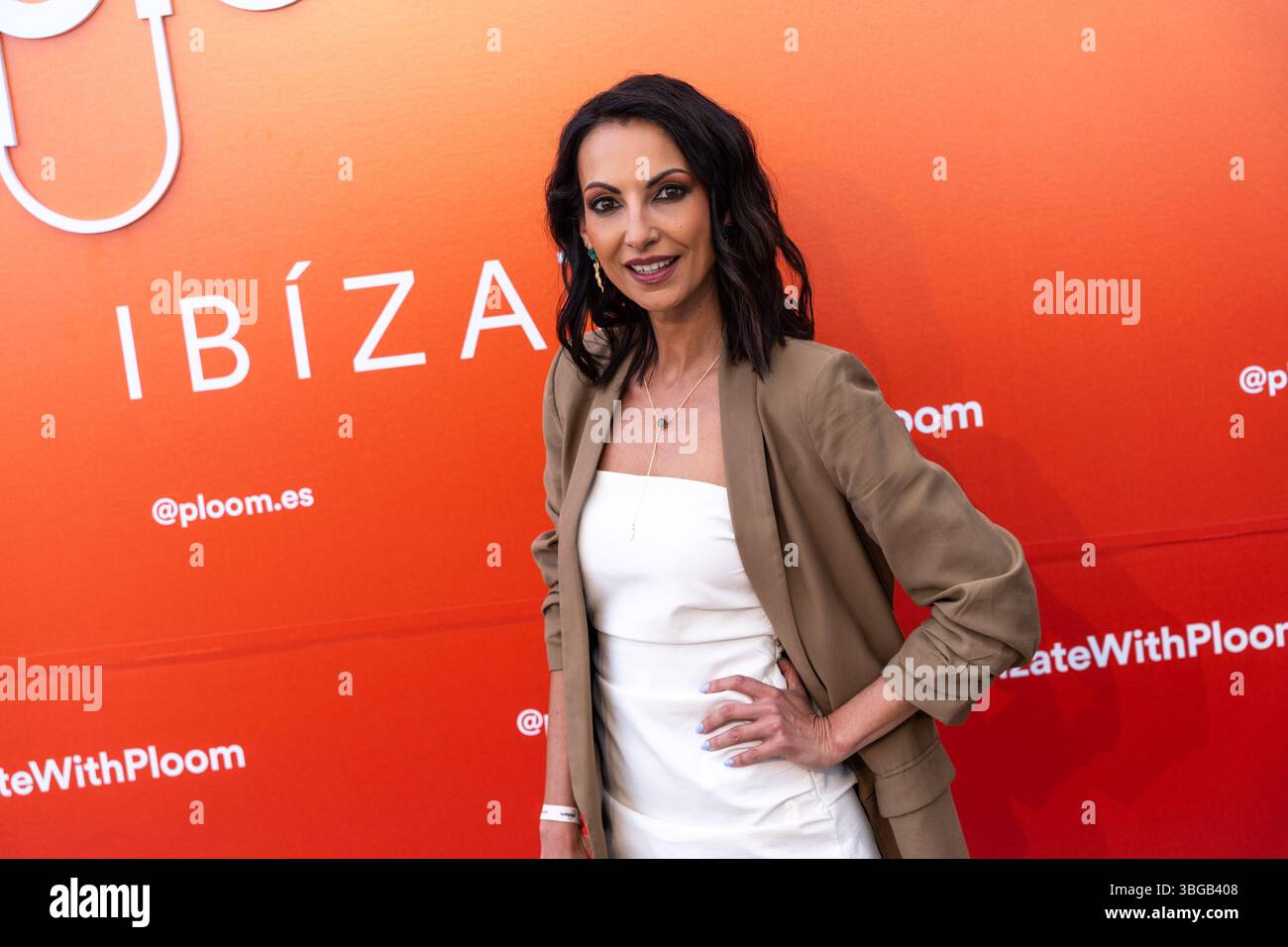 Madrid, Madrid, ESPAGNE. 4 juin 2025. Laila Jimenez pose lors de l’événement Ibizate Photocall, organisé par la société Ploom, à laquelle ont participé divers influenceurs et célébrités de la scène espagnole. Crédit : David Cruz Sanz/ZUMA Press Wire/ZUMA Wire/Alamy Live News Banque D'Images