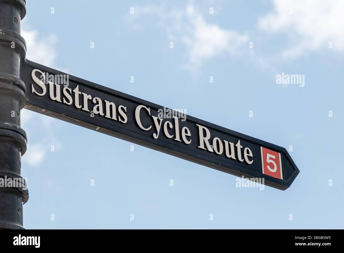 Panneau Sustrans cycle route 5, Oxfordshire, Angleterre, Royaume-Uni Banque D'Images