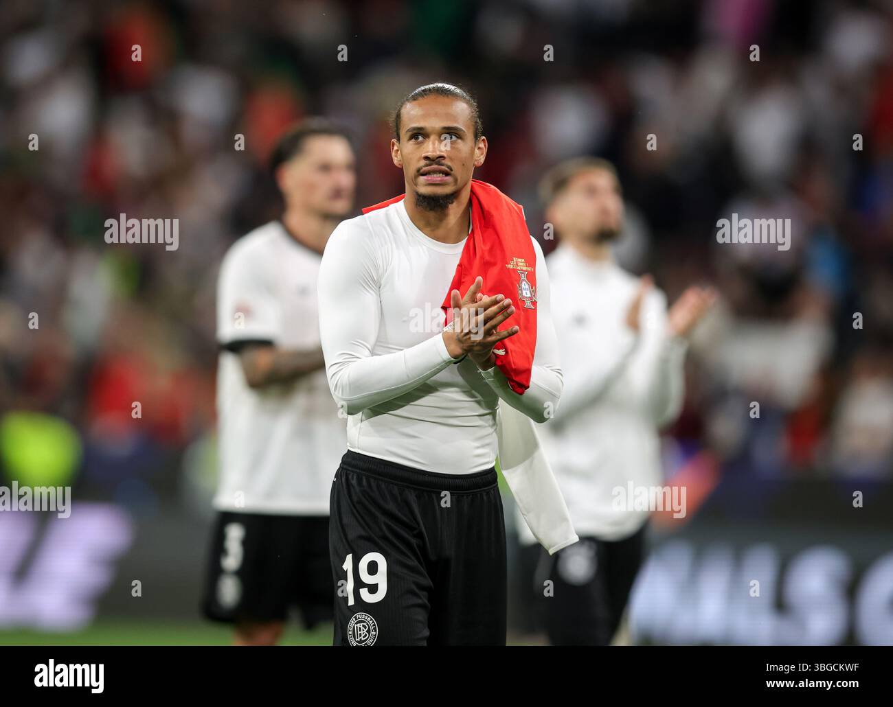 MUNICH, ALLEMAGNE - 04 JUIN : Leroy Sane de l'Allemagne après le match de demi-finale de l'UEFA Nations League 2025 entre l'Allemagne et le Portugal à Munich Football Arena le 04 juin 2025 à Munich, Allemagne. © diebilderwelt / Alamy Stock Banque D'Images
