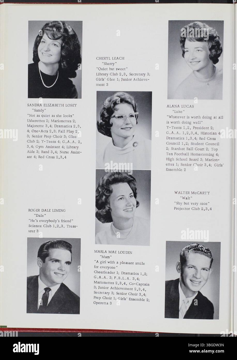 Cette page de 1964 de l'annuaire 'Photogene' du lycée Marion Franklin montre des images des premières années de l'école. Fondée en 1953, l'école a servi les classes 7-12 et a joué un rôle clé dans l'éducation publique dans la partie sud de Columbus, Ohio. Banque D'Images