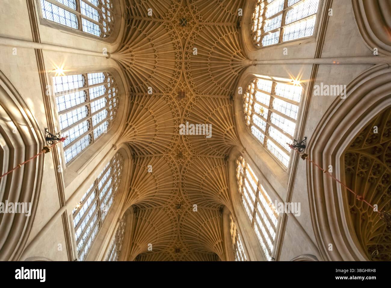 Angleterre, Somerset, Bath, Abbaye de Bath, vue intérieure du plafond voûté ventilateur Banque D'Images