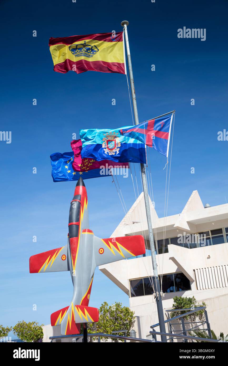 Club Nautico, Festival Aereo San Javier, spectacle aérien, drapeaux, Santiago de la Ribera, Mar Menor, région autonome de Murcie, Espagne, Banque D'Images