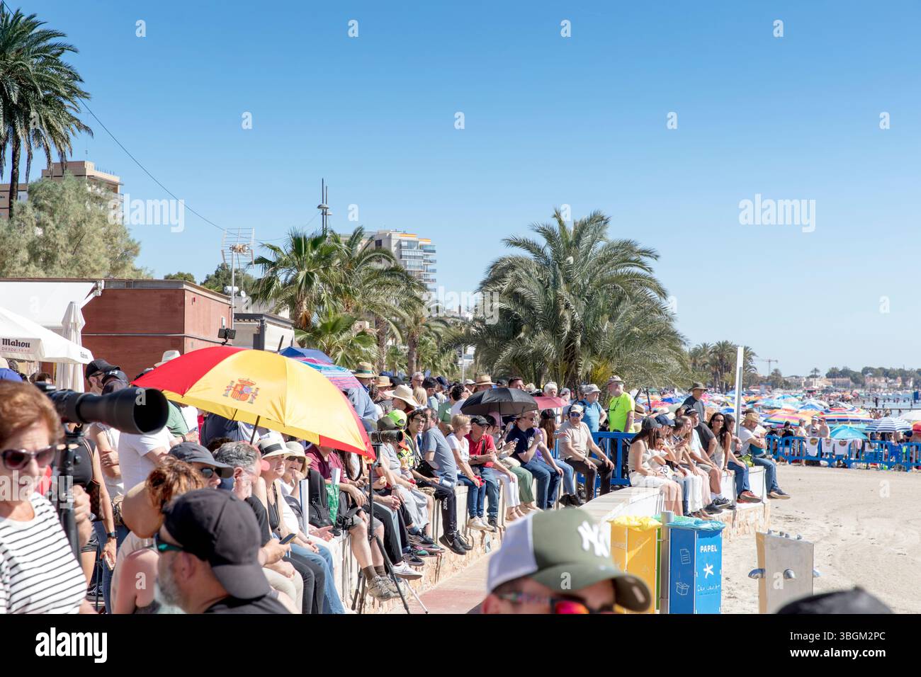 Festival Aereo San Javier, spectacle aérien, plage, spectateurs, Santiago de la Ribera, Mar Menor, région autonome de Murcie, Espagne, Banque D'Images