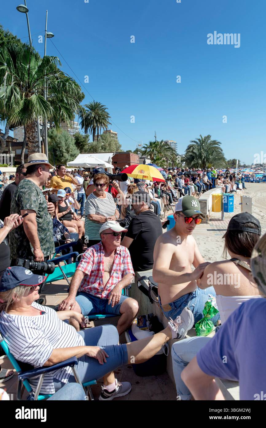 Festival Aereo San Javier, spectacle aérien, plage, spectateurs, Santiago de la Ribera, Mar Menor, région autonome de Murcie, Espagne, Banque D'Images